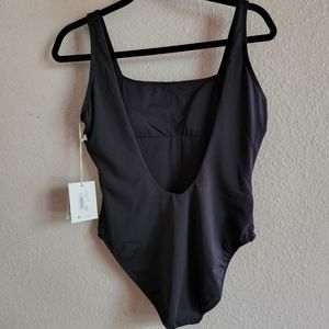 NEW Carve Designs sexy low back retro black one piece swim suit